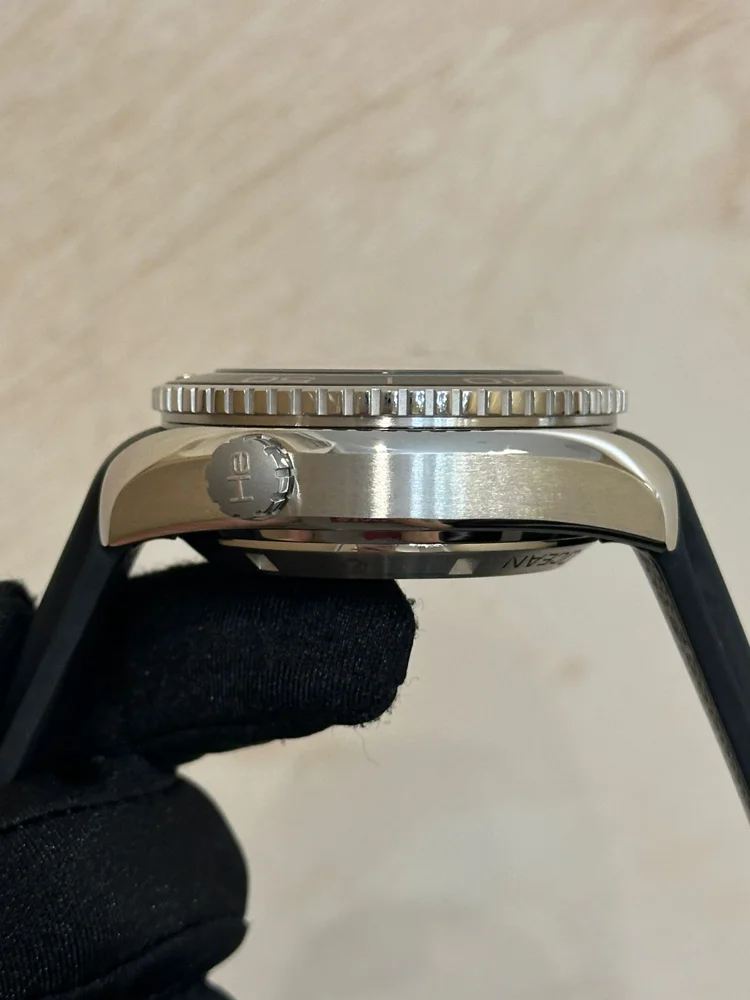 Omega Seamaster Planet Ocean 600M Chronograph